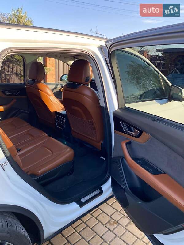 Внедорожник / Кроссовер Audi Q7 2016 в Днепре