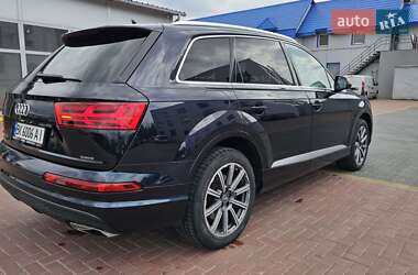 Внедорожник / Кроссовер Audi Q7 2016 в 