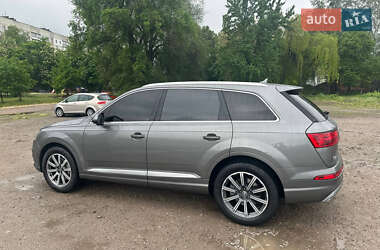 Внедорожник / Кроссовер Audi Q7 2016 в 