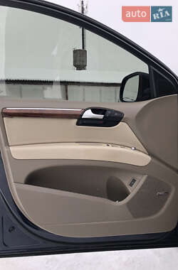 Внедорожник / Кроссовер Audi Q7 2014 в 