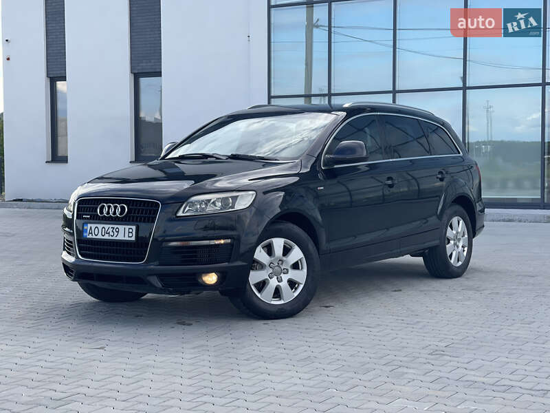 Внедорожник / Кроссовер Audi Q7 2008 в 