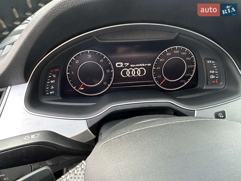 Позашляховик / Кросовер Audi Q7 2017 в Києві