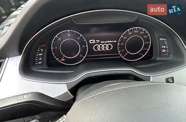Внедорожник / Кроссовер Audi Q7 2017 в 