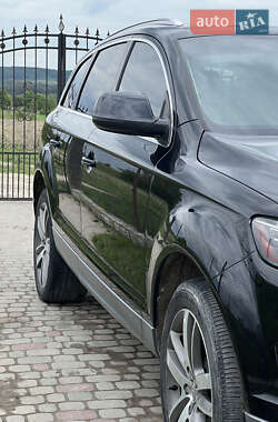 Внедорожник / Кроссовер Audi Q7 2013 в 