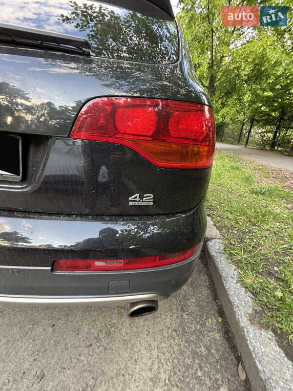 Позашляховик / Кросовер Audi Q7 2007 в Києві