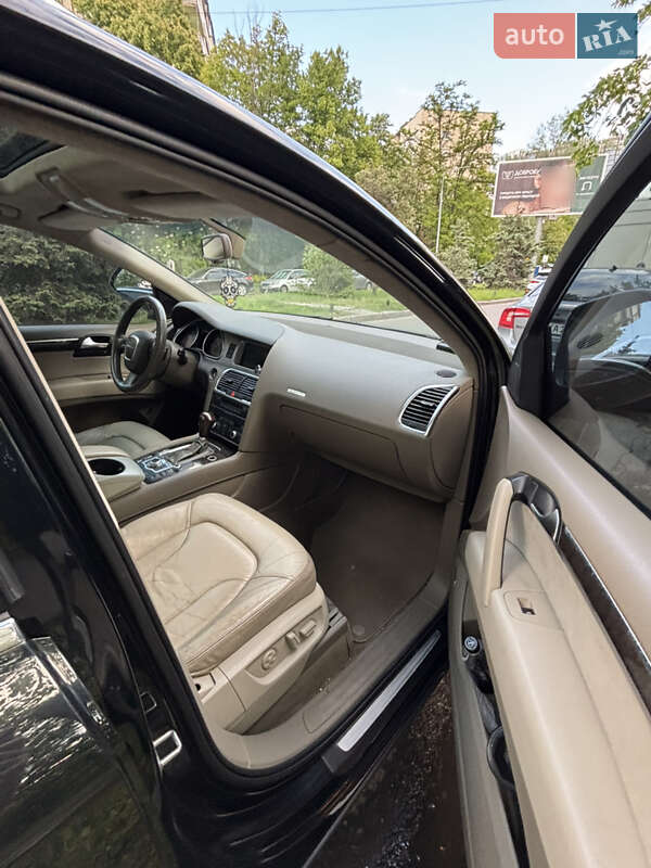 Позашляховик / Кросовер Audi Q7 2007 в Києві