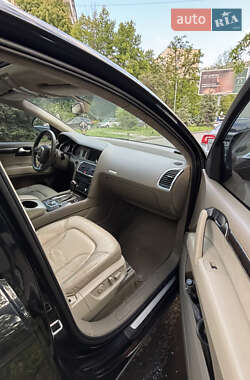Внедорожник / Кроссовер Audi Q7 2007 в 