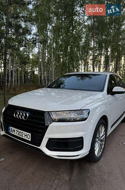 Позашляховик / Кросовер Audi Q7 2017 в Житомирі