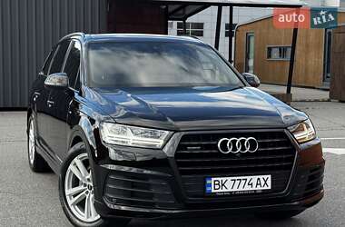 Позашляховик / Кросовер Audi Q7 2016 в Києві