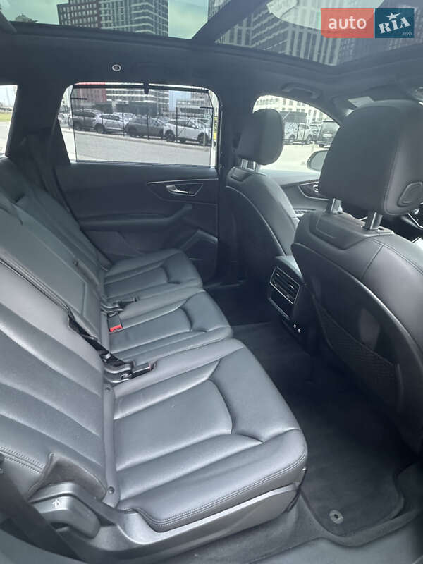 Внедорожник / Кроссовер Audi Q7 2020 в Киеве фото 14 Внедорожник / Кроссовер Audi Q7 2020 в Киеве