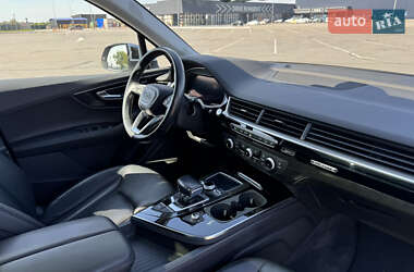 Внедорожник / Кроссовер Audi Q7 2019 в 