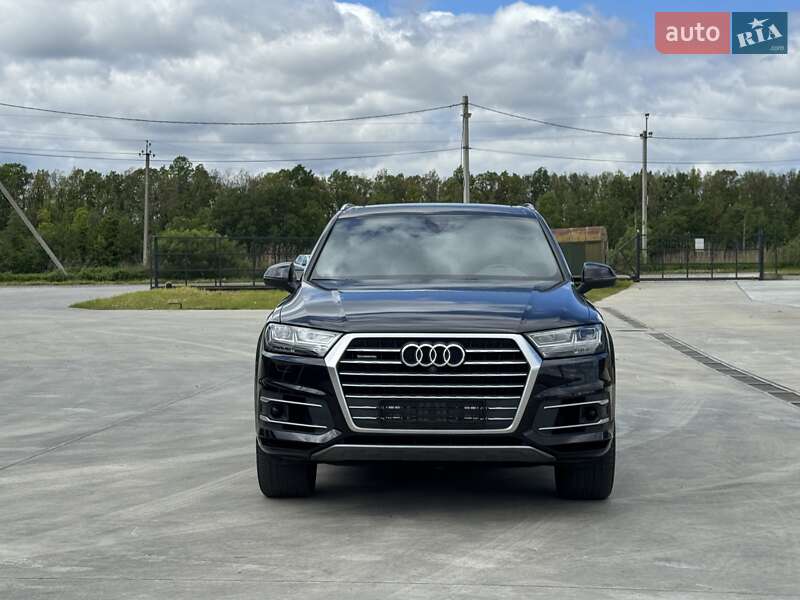 Внедорожник / Кроссовер Audi Q7 2017 в Львове