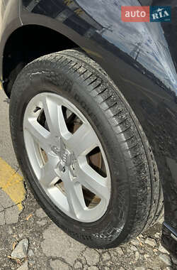 Внедорожник / Кроссовер Audi Q7 2012 в 