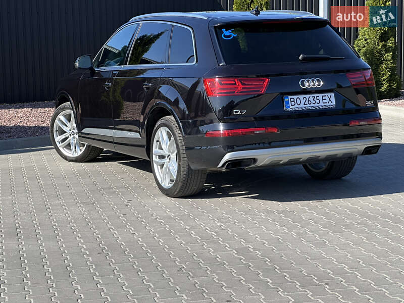 Внедорожник / Кроссовер Audi Q7 2018 в Тернополе