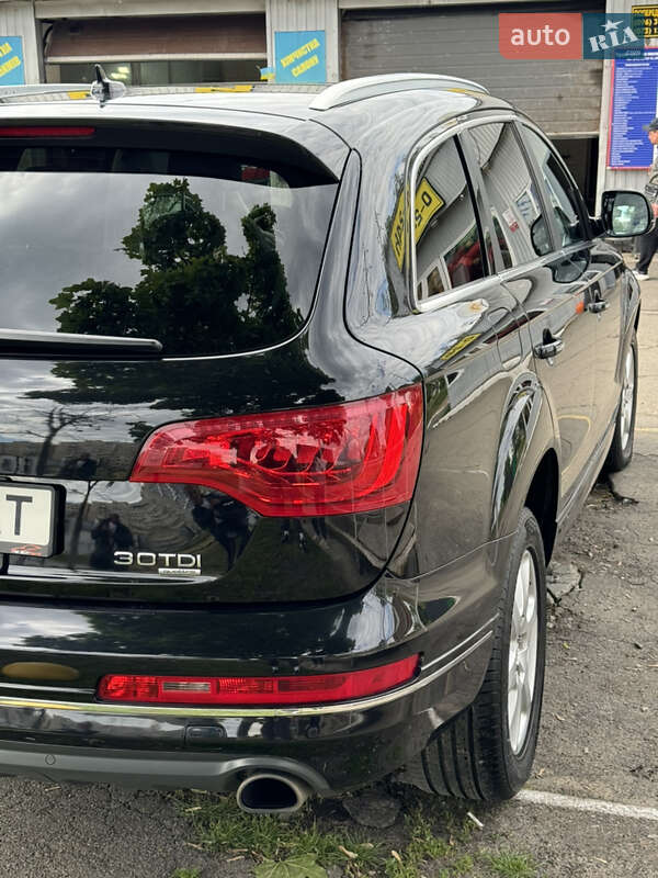 Позашляховик / Кросовер Audi Q7 2012 в Києві