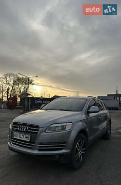 Внедорожник / Кроссовер Audi Q7 2007 в Тячеве