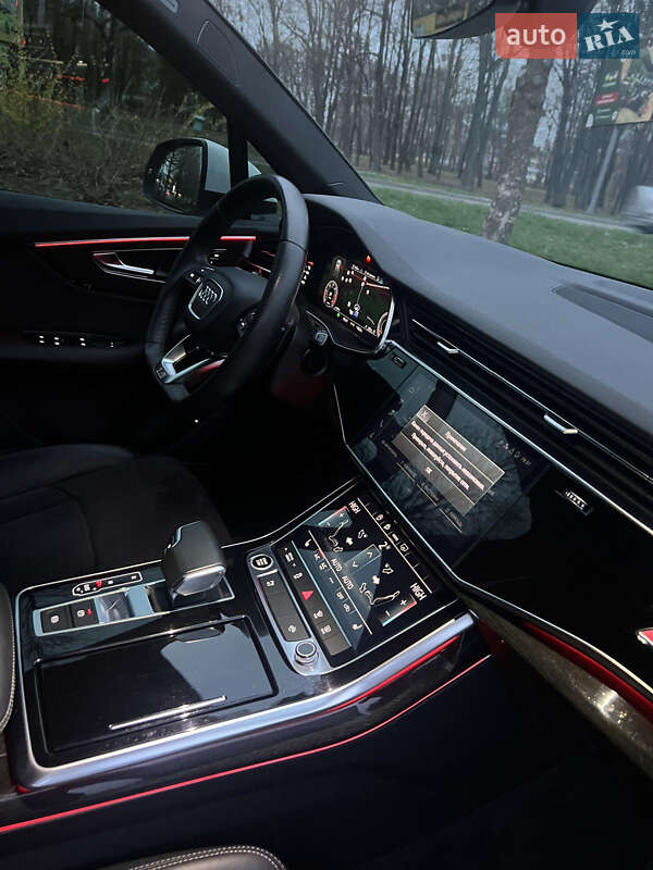 Внедорожник / Кроссовер Audi Q7 2021 в Умани