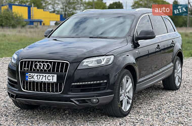 Внедорожник / Кроссовер Audi Q7 2012 в 