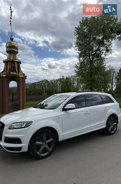 Внедорожник / Кроссовер Audi Q7 2012 в 