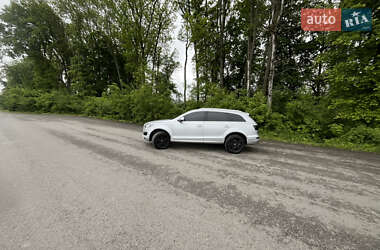 Внедорожник / Кроссовер Audi Q7 2015 в 