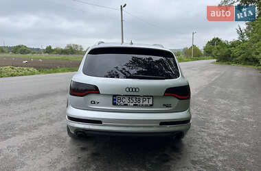 Внедорожник / Кроссовер Audi Q7 2015 в 