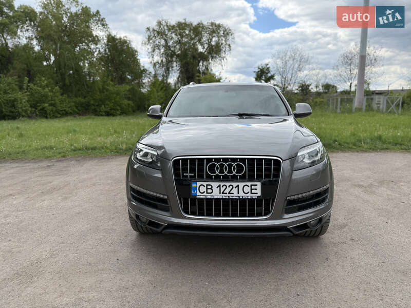 Позашляховик / Кросовер Audi Q7 2011 в Ніжині