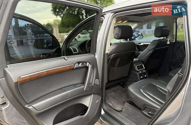 Внедорожник / Кроссовер Audi Q7 2011 в 