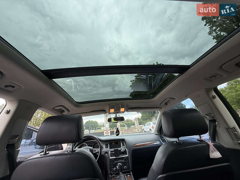 Позашляховик / Кросовер Audi Q7 2011 в Ніжині