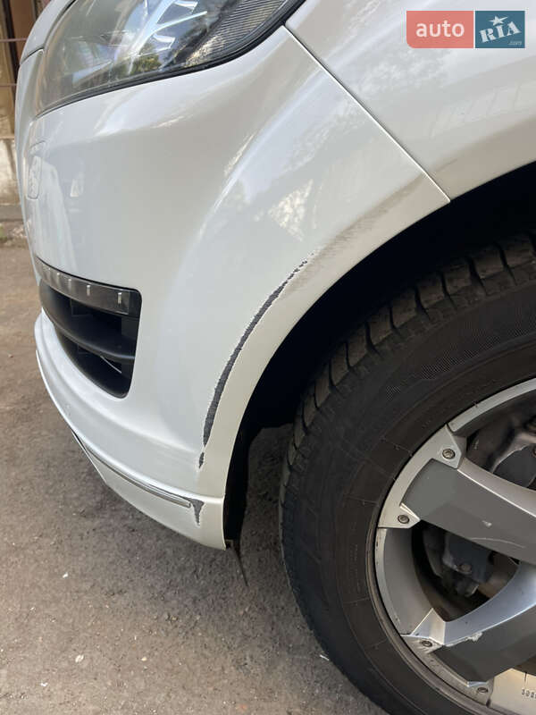 Внедорожник / Кроссовер Audi Q7 2012 в Одессе