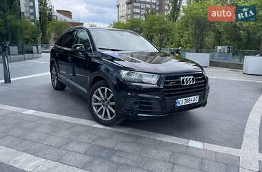 Внедорожник / Кроссовер Audi Q7 2018 в 