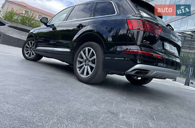 Позашляховик / Кросовер Audi Q7 2018 в Києві