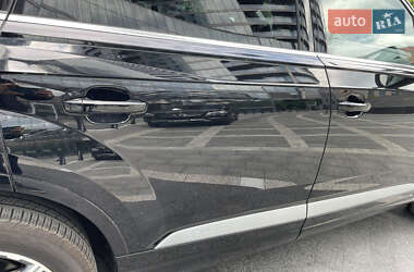 Позашляховик / Кросовер Audi Q7 2018 в Києві