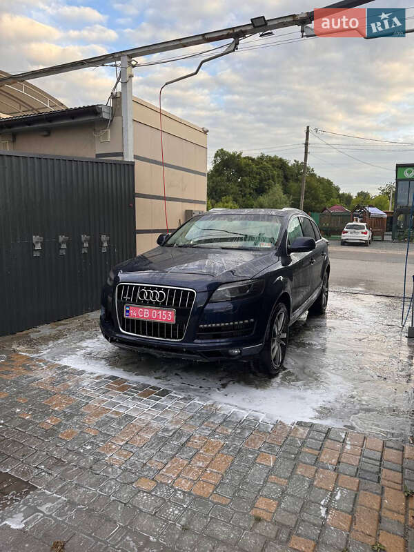 Audi Q7 2013
