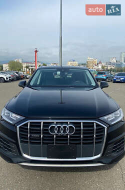 Позашляховик / Кросовер Audi Q7 2020 в Києві