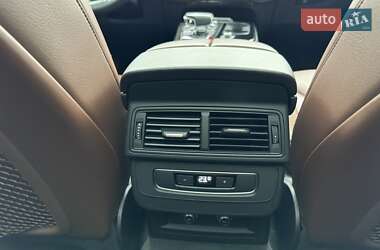 Внедорожник / Кроссовер Audi Q7 2018 в 