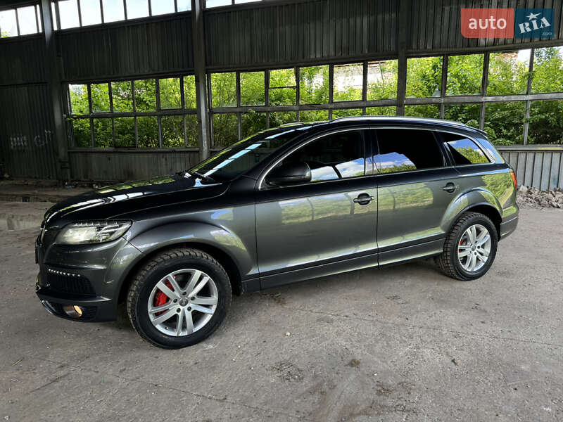 Audi Q7 2011