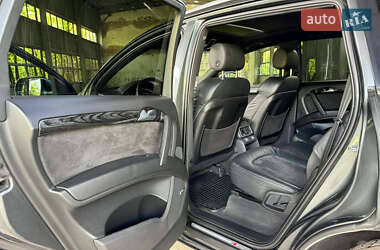 Внедорожник / Кроссовер Audi Q7 2011 в 