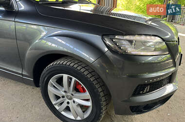 Внедорожник / Кроссовер Audi Q7 2011 в 