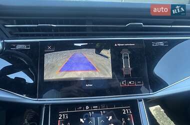 Внедорожник / Кроссовер Audi Q7 2021 в 