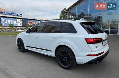 Внедорожник / Кроссовер Audi Q7 2023 в 