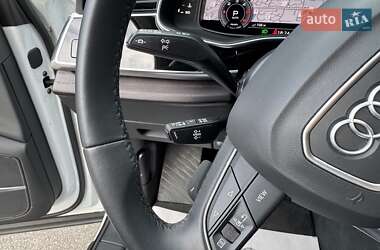 Внедорожник / Кроссовер Audi Q7 2023 в 