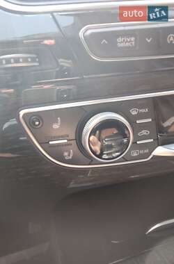 Позашляховик / Кросовер Audi Q7 2017 в 