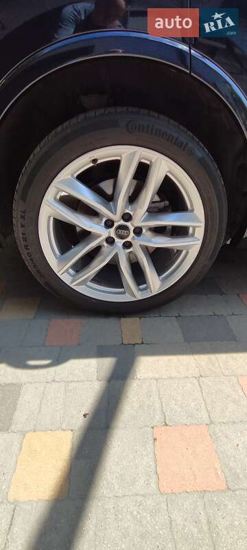 Внедорожник / Кроссовер Audi Q7 2017 в Житомире