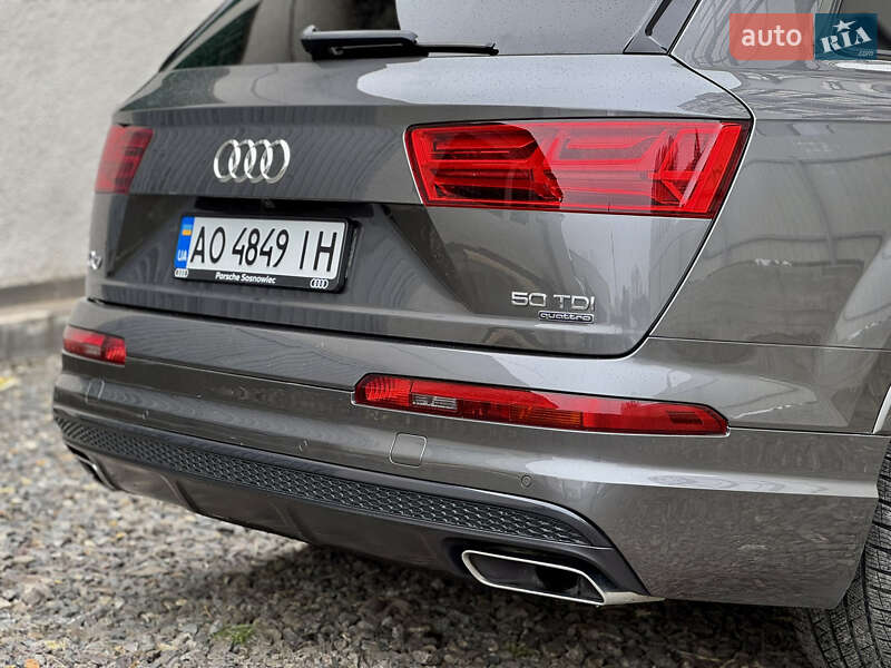Внедорожник / Кроссовер Audi Q7 2018 в Ужгороде