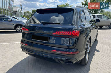 Внедорожник / Кроссовер Audi Q7 2023 в 
