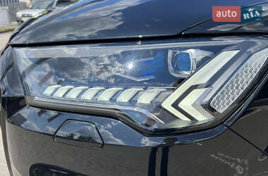 Внедорожник / Кроссовер Audi Q7 2023 в 