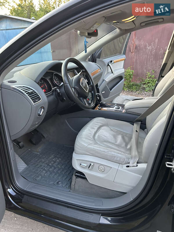 Внедорожник / Кроссовер Audi Q7 2010 в Тернополе фото 18 Внедорожник / Кроссовер Audi Q7 2010 в Тернополе