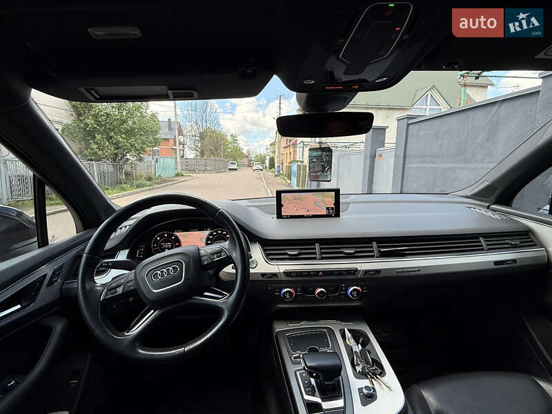 Внедорожник / Кроссовер Audi Q7 2018 в Мукачево