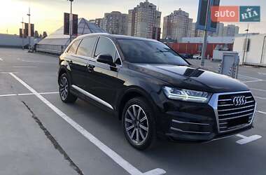 Внедорожник / Кроссовер Audi Q7 2019 в 
