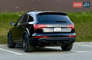 Внедорожник / Кроссовер Audi Q7 2012 в 